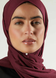 Tie Back Hijab Winter Berry