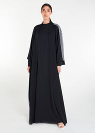 Contrast Print Open Abaya