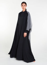 Contrast Print Open Abaya