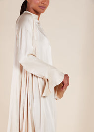 Slim Sleeve Abaya Cream
